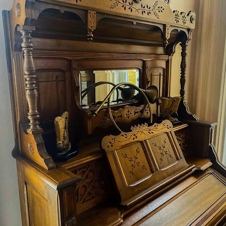 Sutton Farm Bed And Breakfast Granger Екстер'єр фото